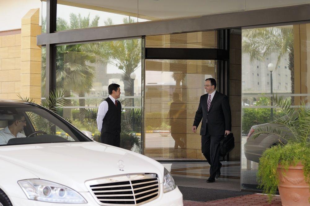 Riyadh Marriott Hotel Bagian luar foto