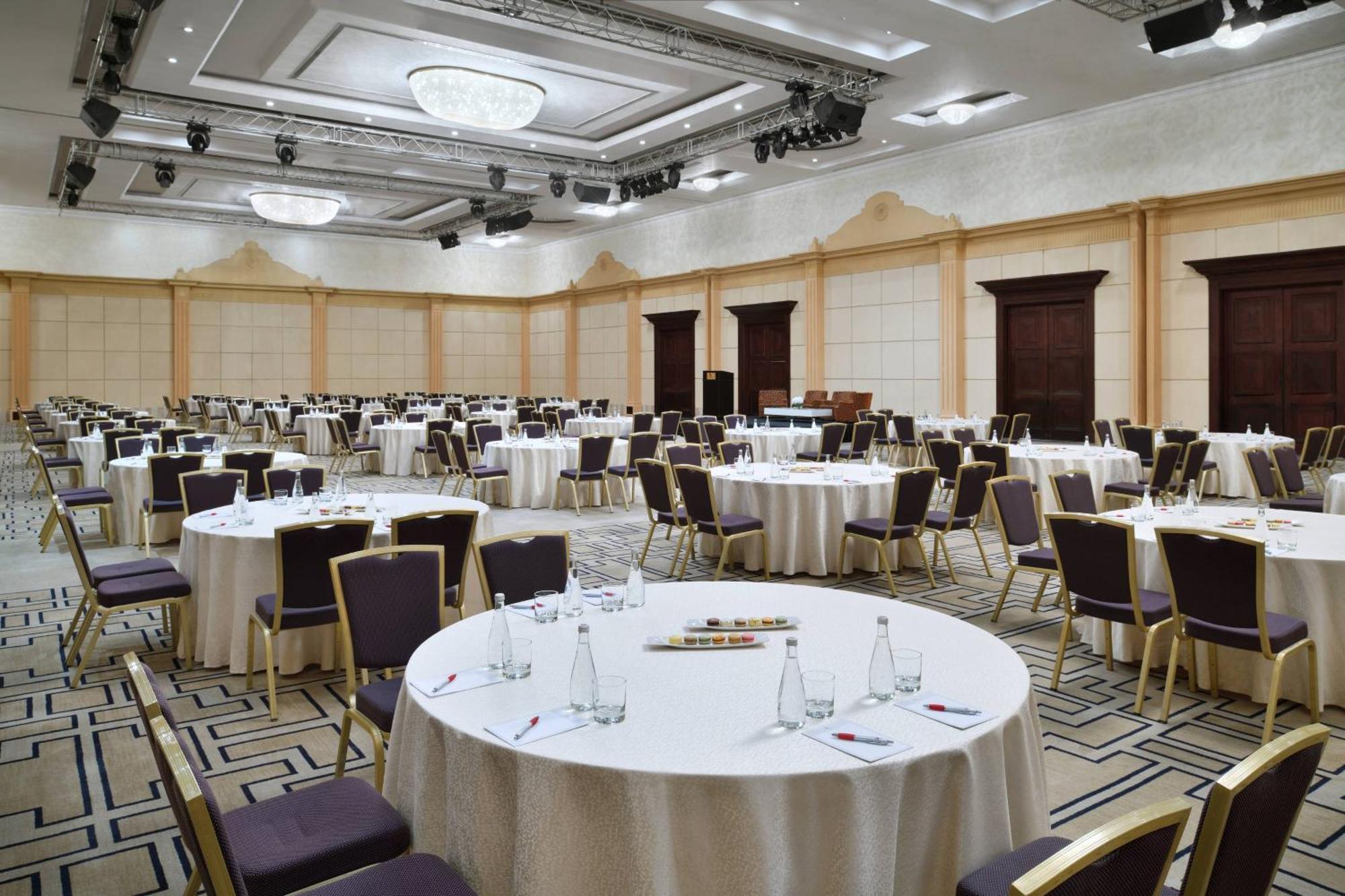 Riyadh Marriott Hotel Bagian luar foto