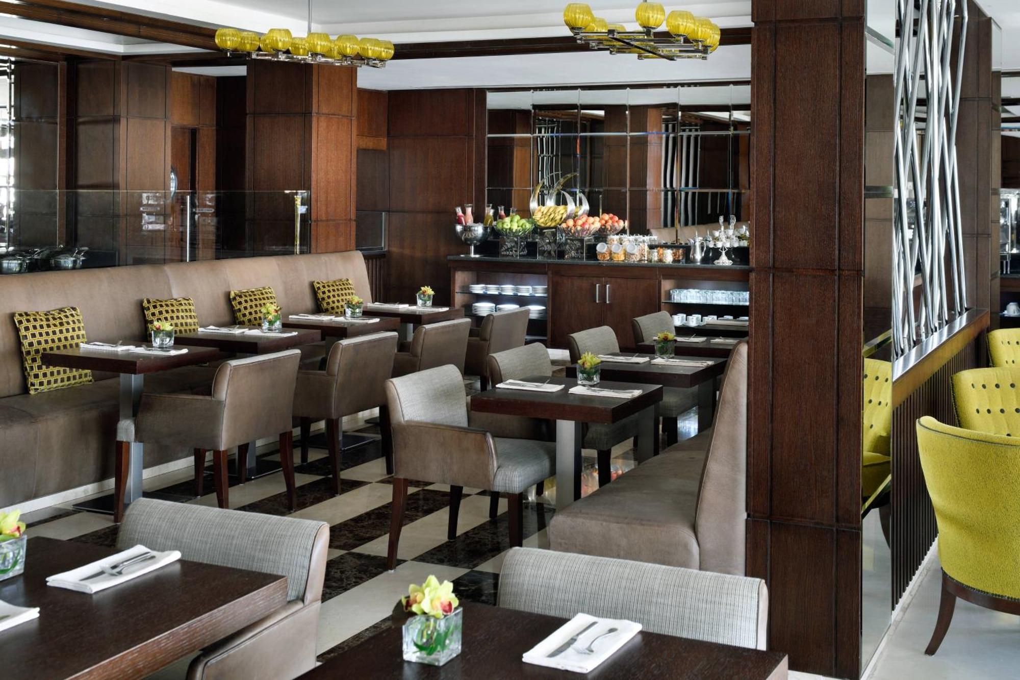 Riyadh Marriott Hotel Bagian luar foto