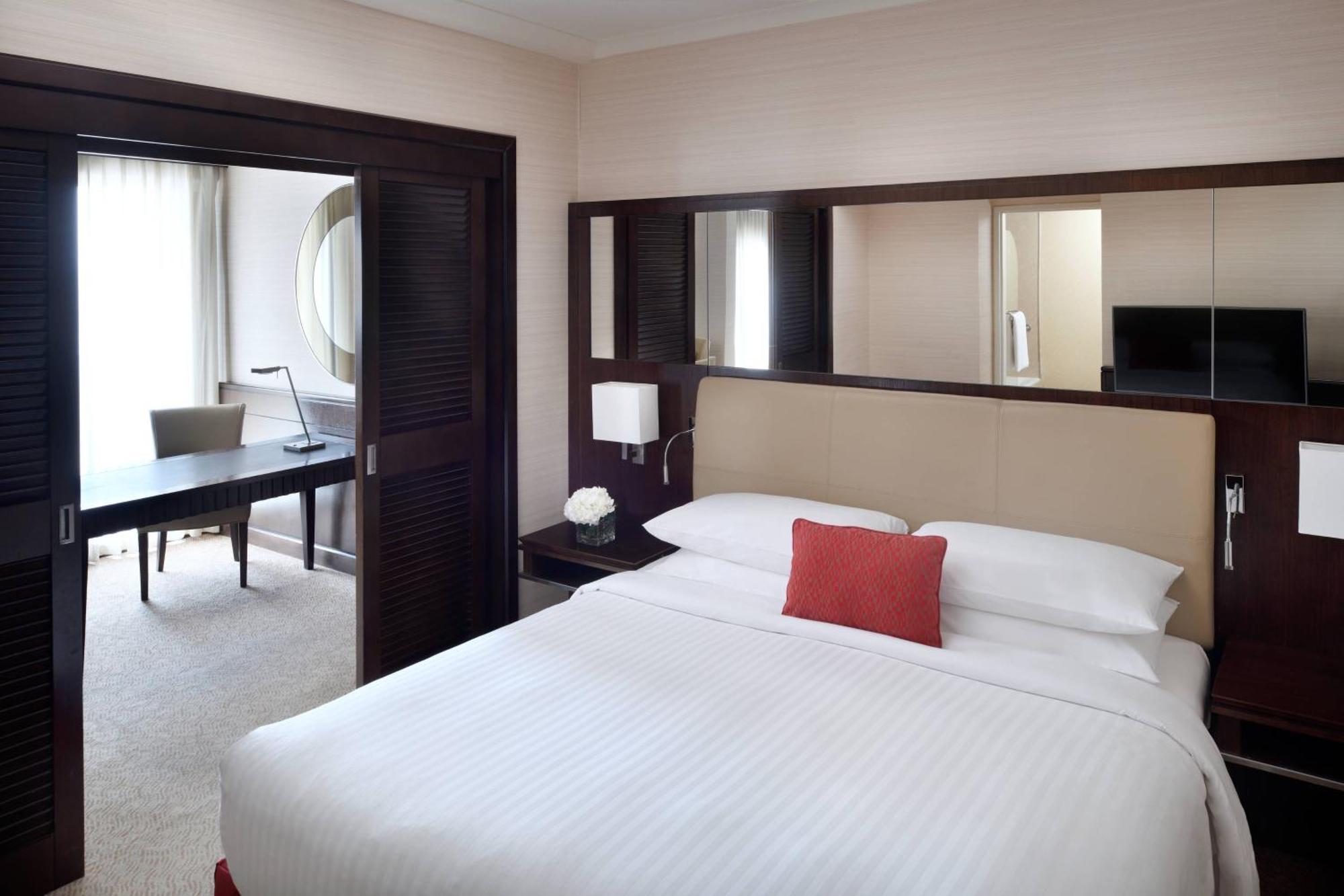 Riyadh Marriott Hotel Bagian luar foto