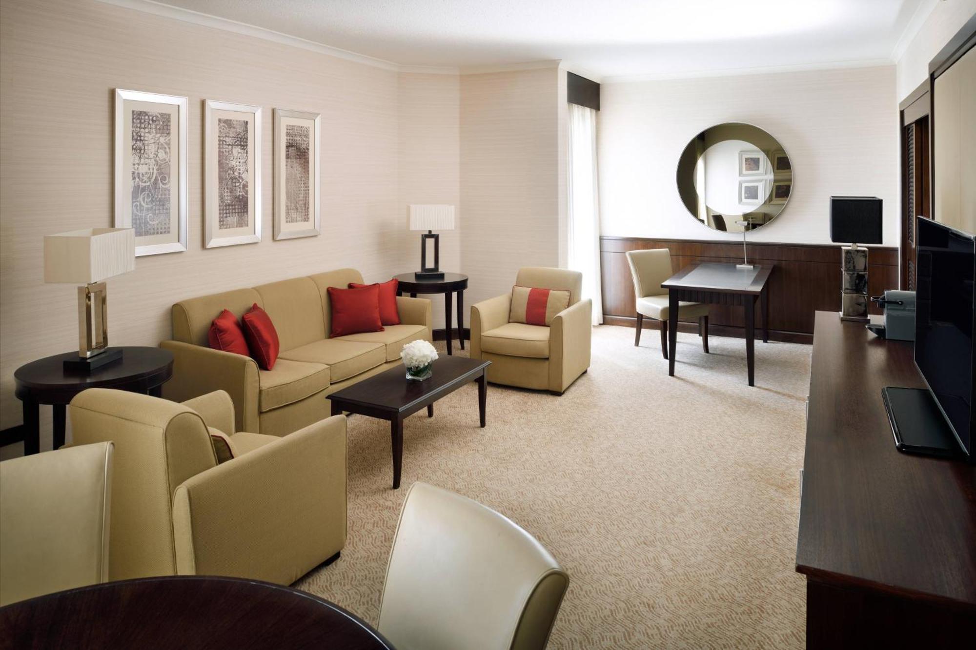 Riyadh Marriott Hotel Bagian luar foto