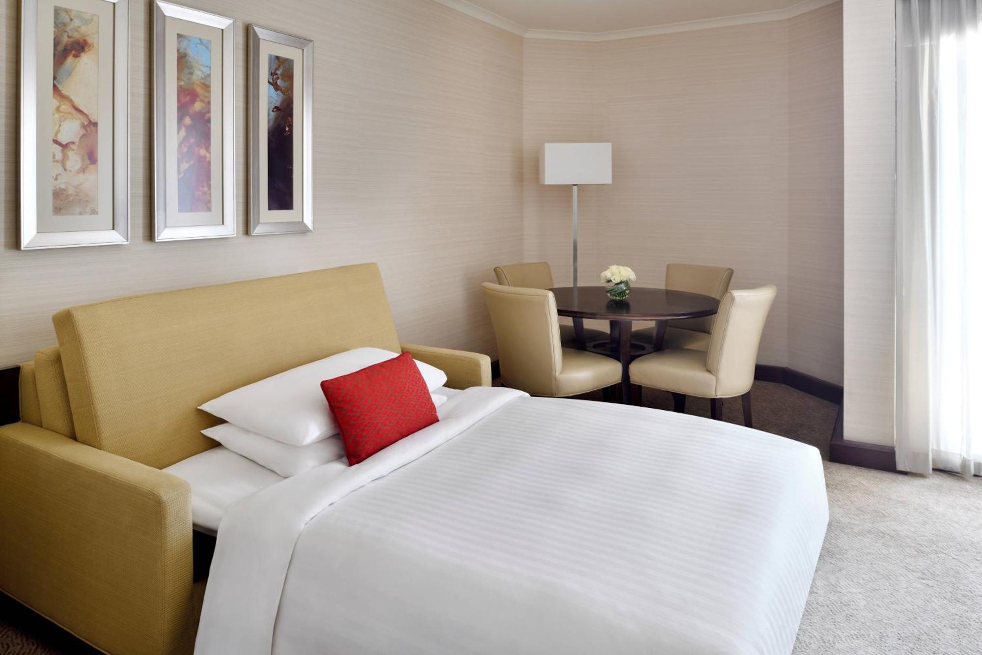 Riyadh Marriott Hotel Bagian luar foto
